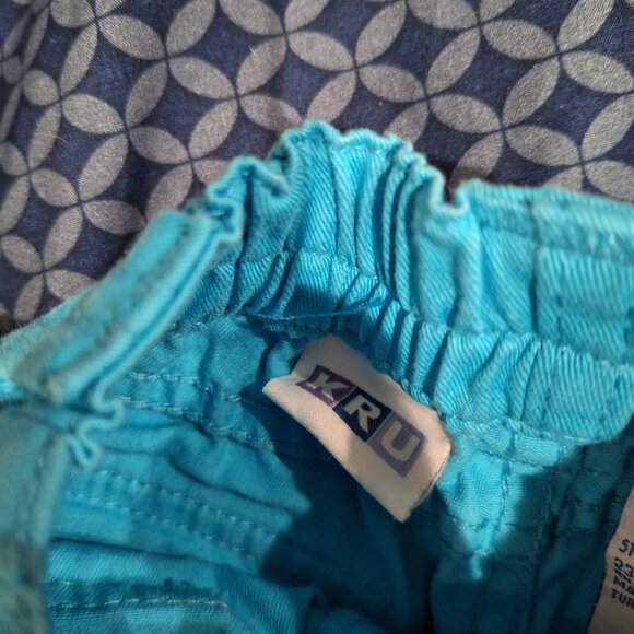turquoise shorts kids r us - Picture 5 of 9